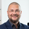 Ronny Ziemer, Geschäftsführer der Rushsale GmbH, dem zuverlässigen Online-Shop für E-Zigaretten und Liquids aus Berlin.